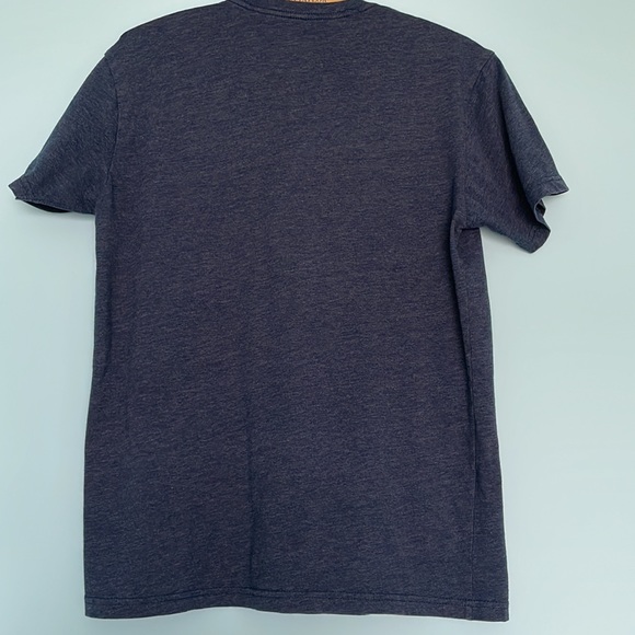 UNCW SEAHAWKS SS Tee - EUC - Picture 5 of 6